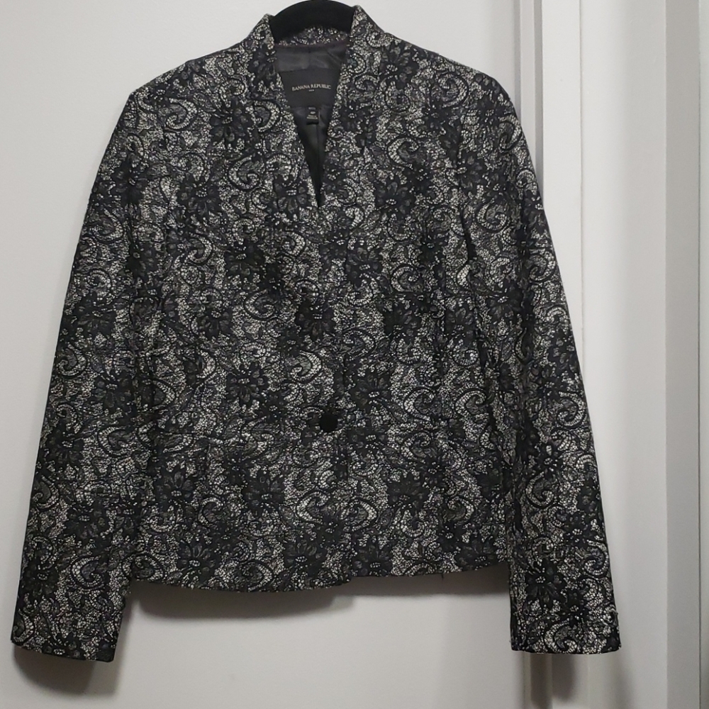 Banana Republic size 4P blazer...